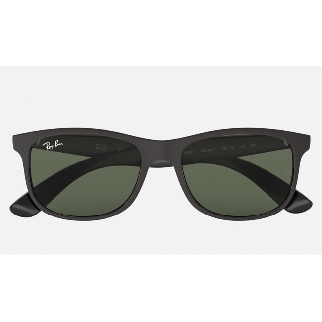 Ray Ban New Wayfarer Andy RB4202 Classic + Black Frame Green Classic Lens Sunglasses