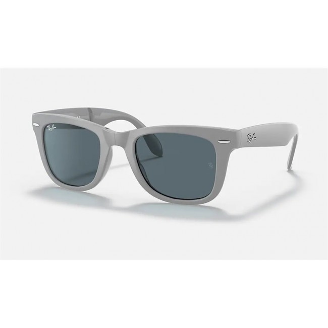 Ray Ban Wayfarer Folding Classic RB4105 Grey Frame Blue Classic Lens Sunglasses